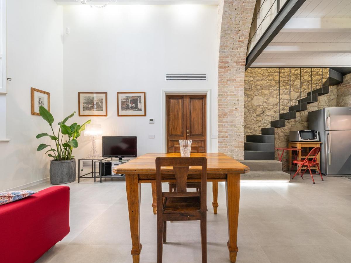 Massimo Boutique Apartment Cagliari Exterior photo